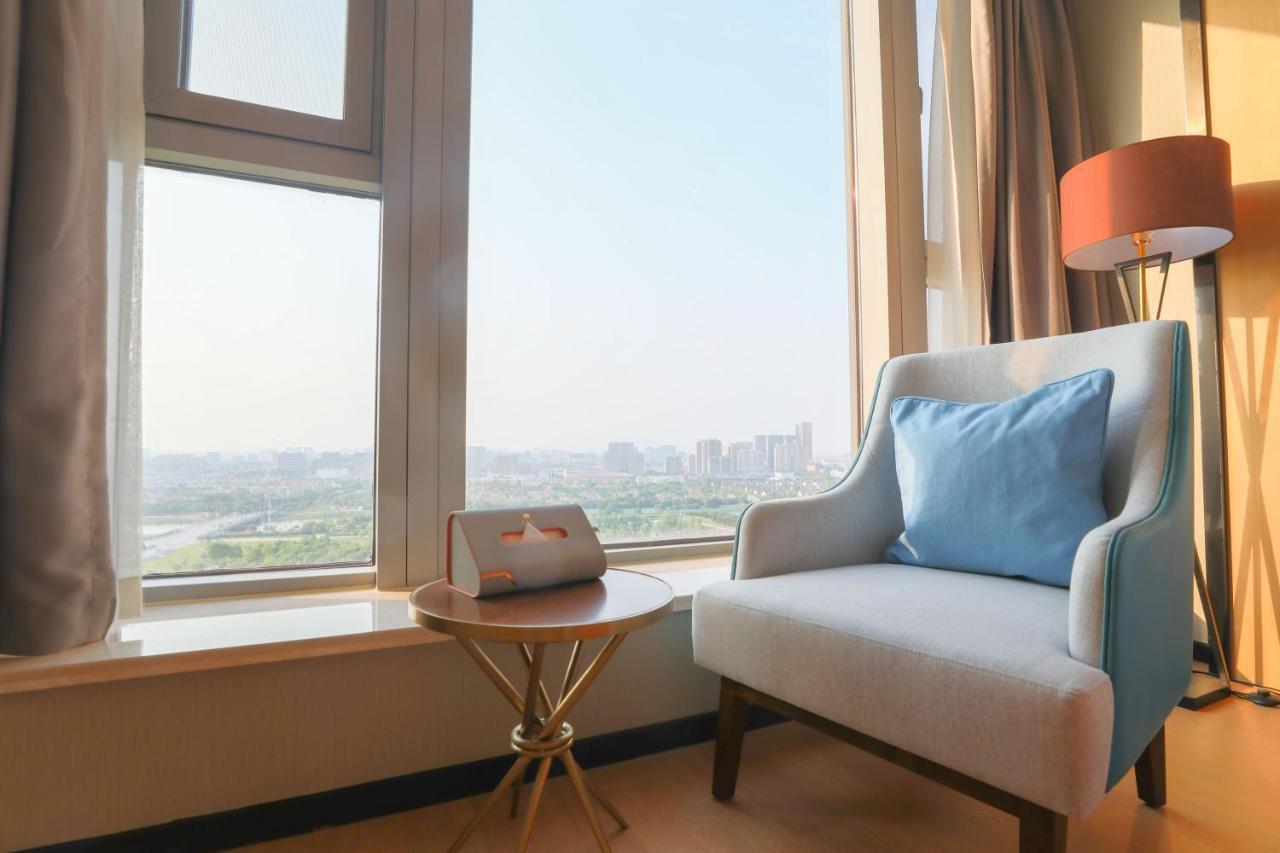 Jinling Funhome Hotel Nanjing Jiulong Lake - Nanjing South Railway Station Exterior foto