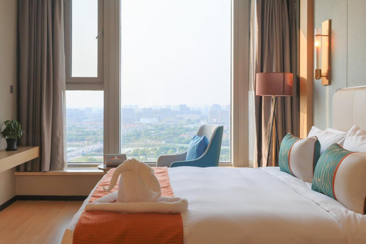 Jinling Funhome Hotel Nanjing Jiulong Lake - Nanjing South Railway Station Exterior foto