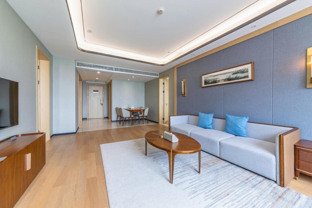 Jinling Funhome Hotel Nanjing Jiulong Lake - Nanjing South Railway Station Exterior foto